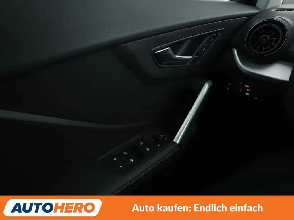 Audi Q2 1.4 TFSI ACT Design*NAVI*CAM*LIM* 06/2017-photo-7