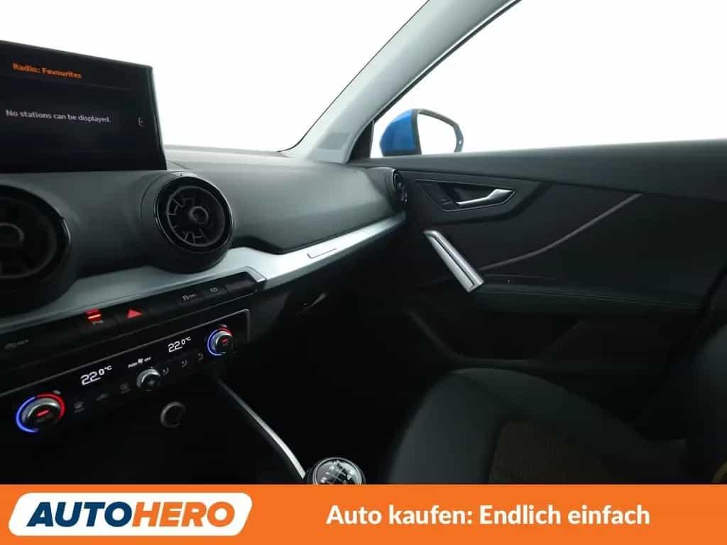 Audi Q2 1.4 TFSI ACT Design*NAVI*CAM*LIM* 06/2017-photo-8