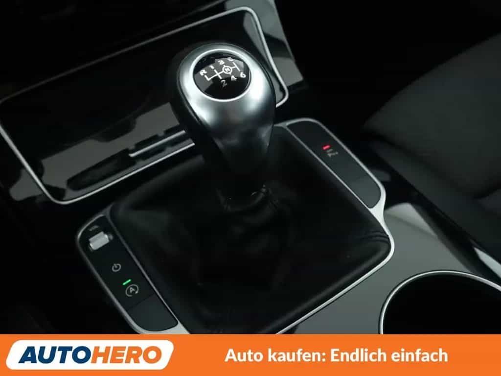 Mercedes-Benz C 180 CGI T Avantgarde *NAVI*TEMPO*PDC*SHZ* 05/2016-photo-24