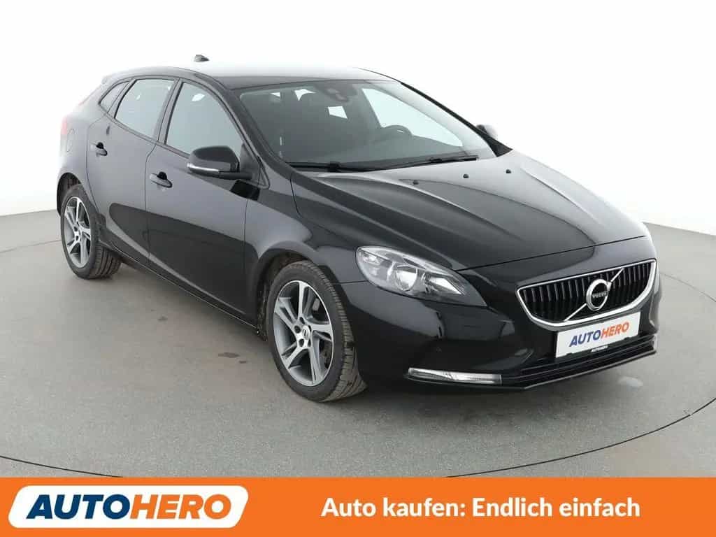 Volvo V40 2.0 T2 Kinetic *NAVI*LED*TEMPO*PDC*SHZ* 12/2016-photo-7