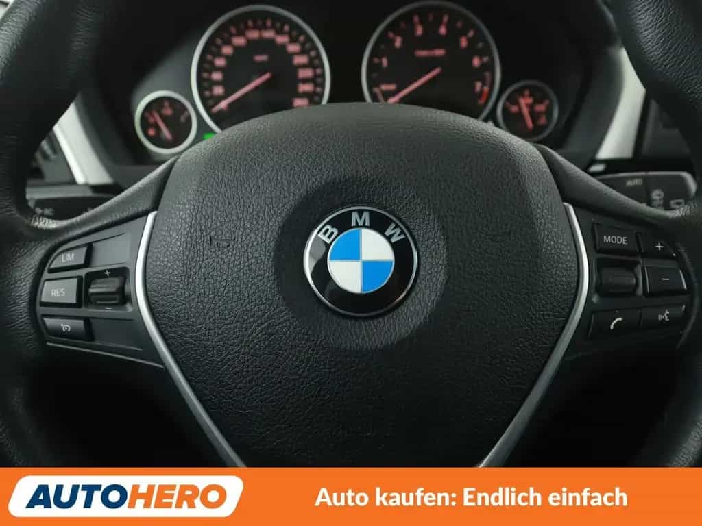 BMW 320 i Advantage Aut.*LED*NAVI*TEMPO*PDC*SHZ* 09/2019-photo-18