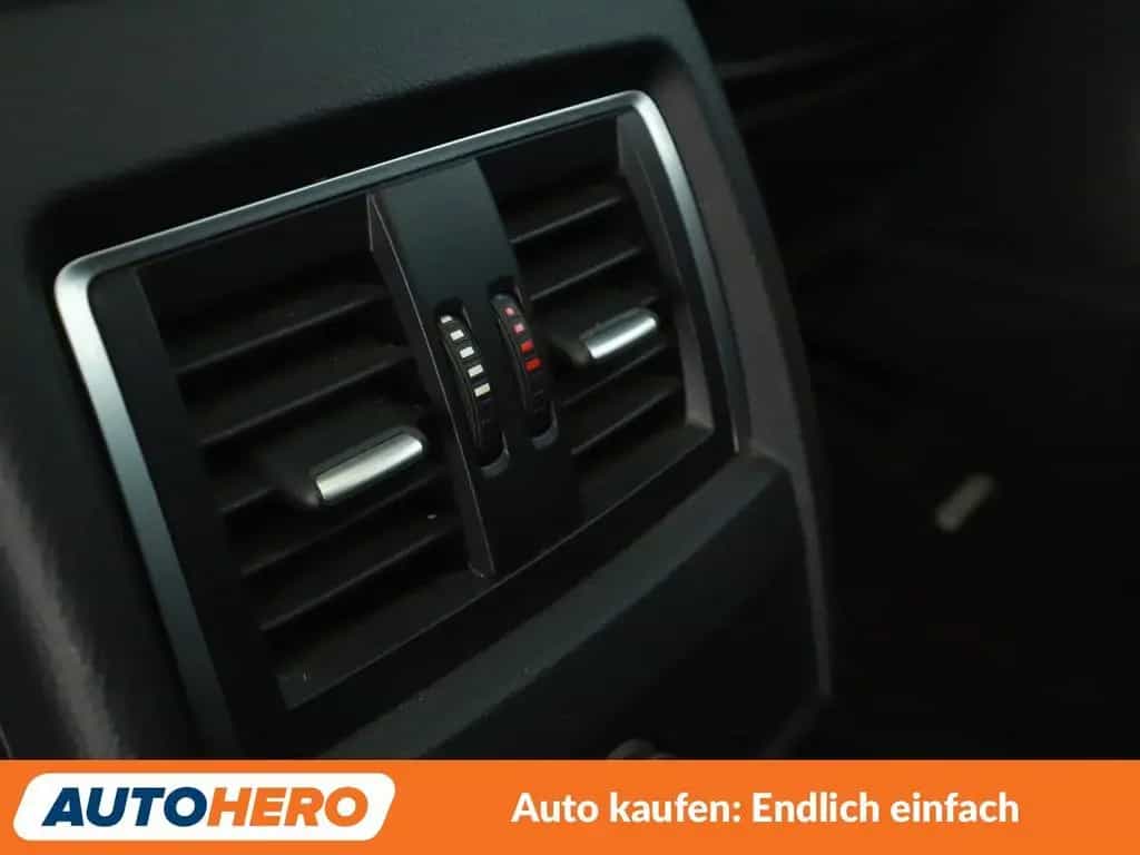 BMW 320 i Advantage Aut.*LED*NAVI*TEMPO*PDC*SHZ* 09/2019-photo-33