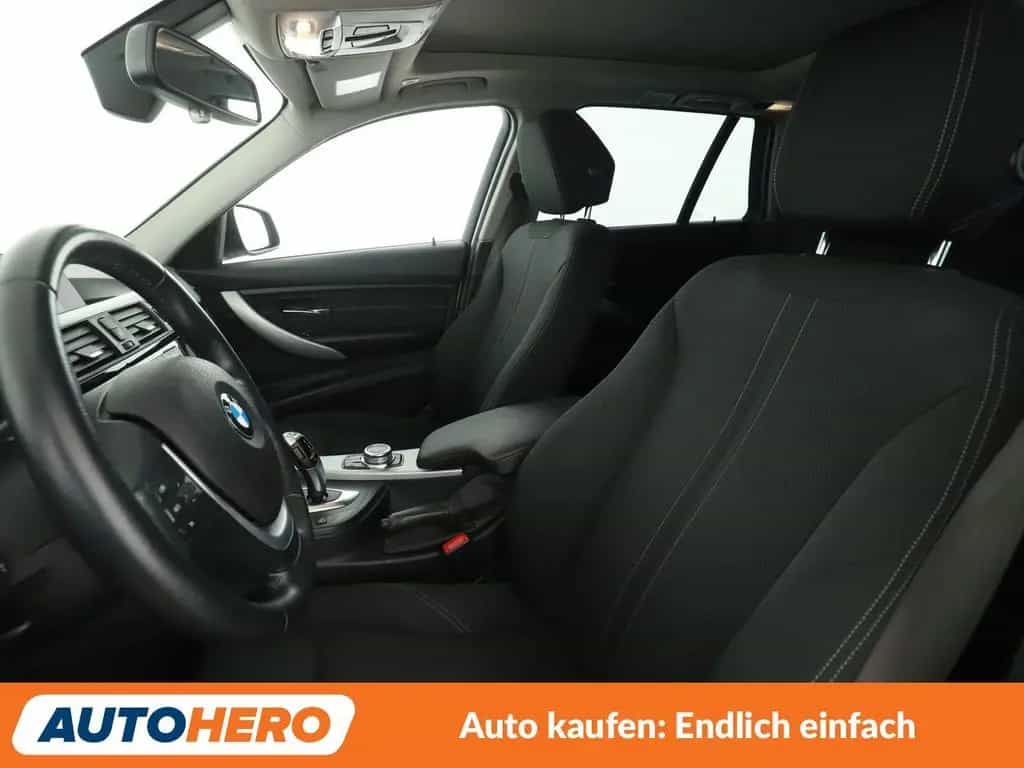 BMW 320 i Advantage Aut.*LED*NAVI*TEMPO*PDC*SHZ* 09/2019-photo-9