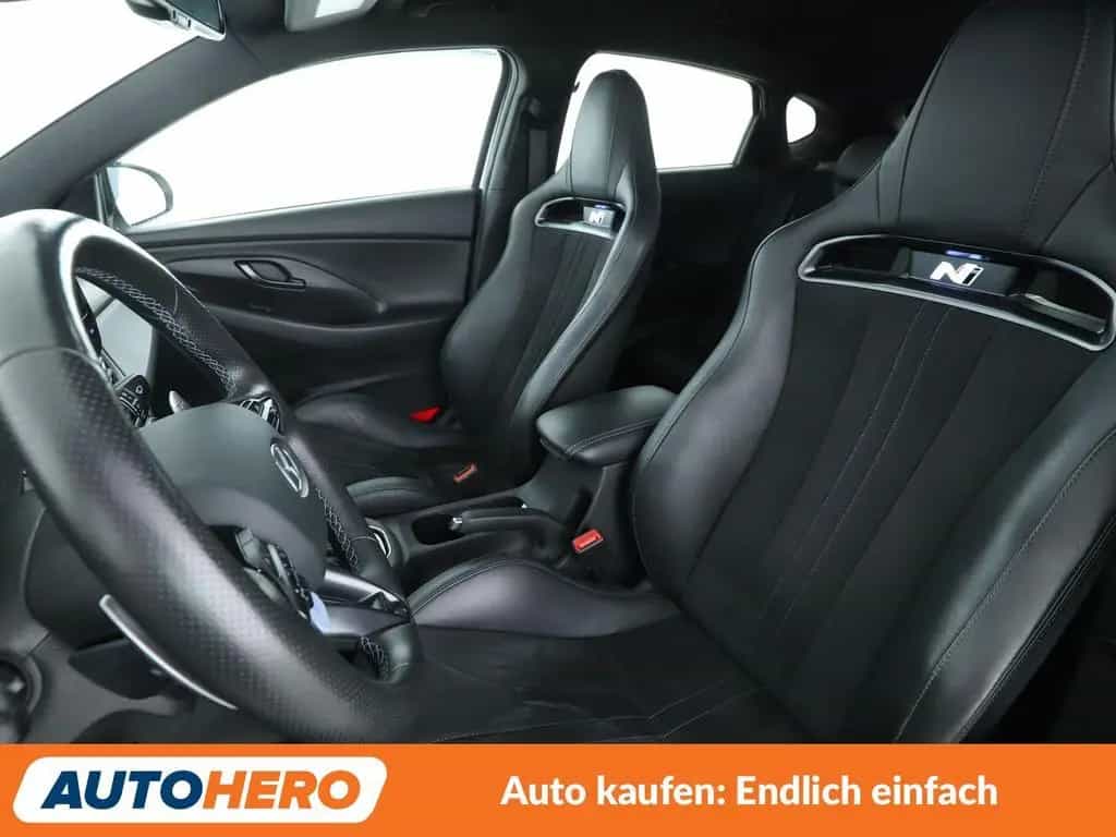 Hyundai i30 Fastback 2.0 T-GDI N Performance Aut.*NAVI* 08/2021-photo-9