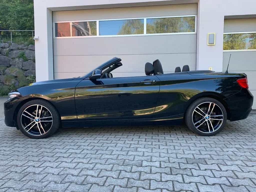 BMW 220 i Steptronic Cabrio Sport Line - 18 Zoll 09/2018-photo-2