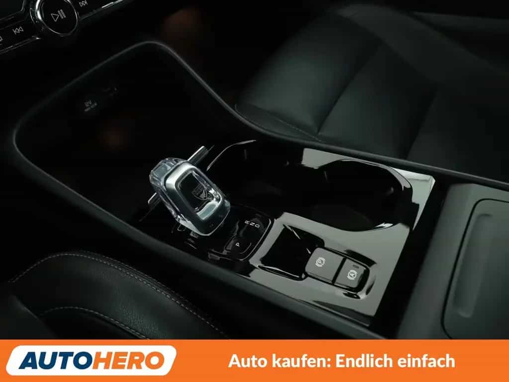 Volvo XC40 1.5 Inscription 2WD Aut.*NAVI*LED*TEMPO*CAM 03/2020-photo-24