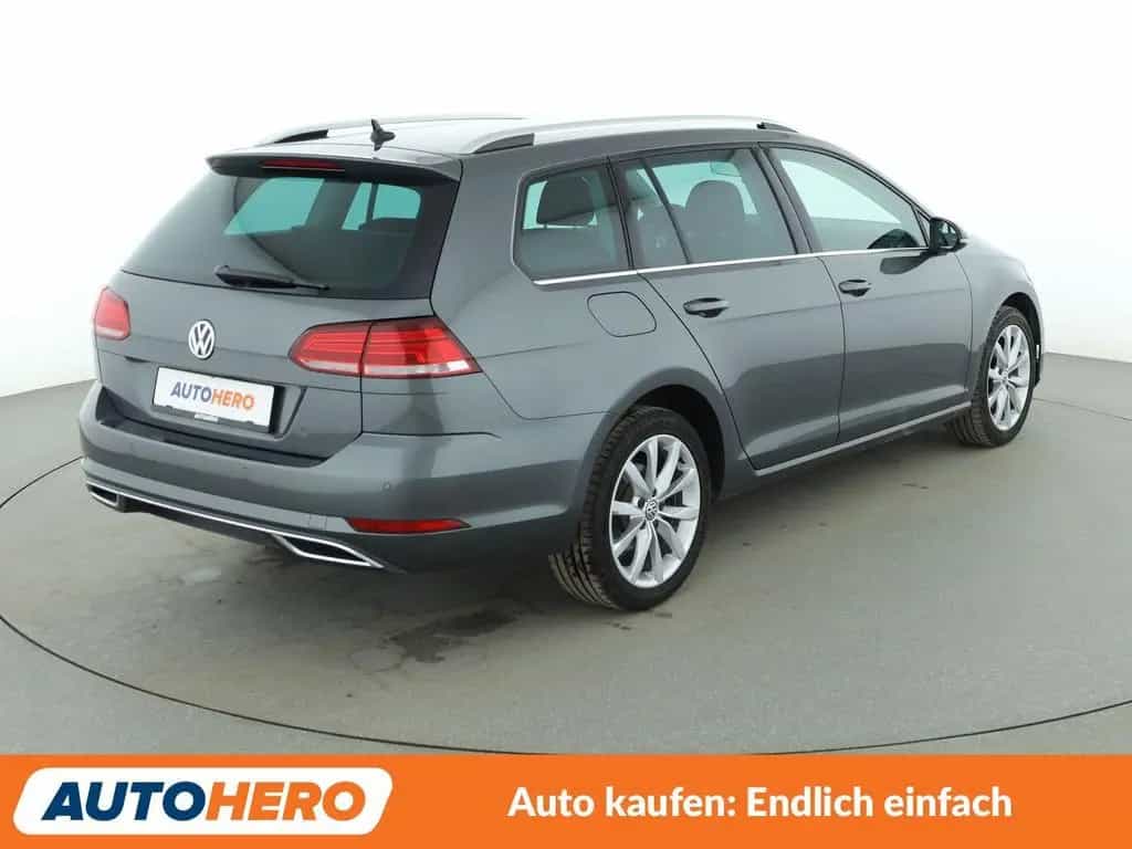 Volkswagen Golf VII 1.5 TSI ACT Highline BMT Aut.*NAVI*LED* 07/2019-photo-5