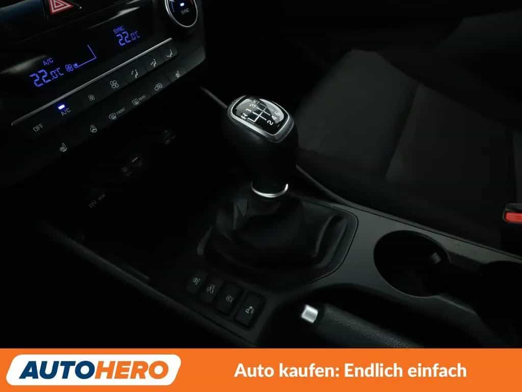 Hyundai TUCSON 1.6 Advantage 2WD*NAVI*TEMPO*CAM*PDC*SHZ* 09/2020-photo-23