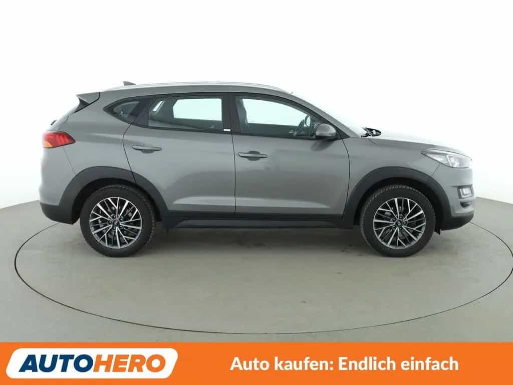Hyundai TUCSON 1.6 Advantage 2WD*NAVI*TEMPO*CAM*PDC*SHZ* 09/2020-photo-6