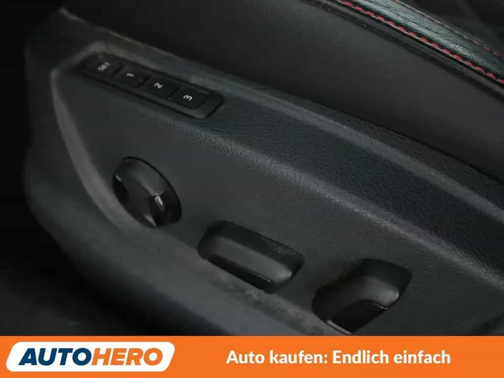 Skoda Octavia 2.0 TSI RS 245 Aut.*LED*NAVI*TEMPO*CAM* 03/2019-photo-29