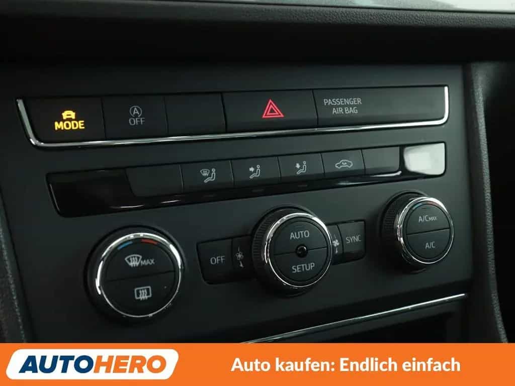 Seat Leon 1.4 TSI ACT FR*NAVI*TEMPO*PDC*SHZ*ALU* 11/2016-photo-22