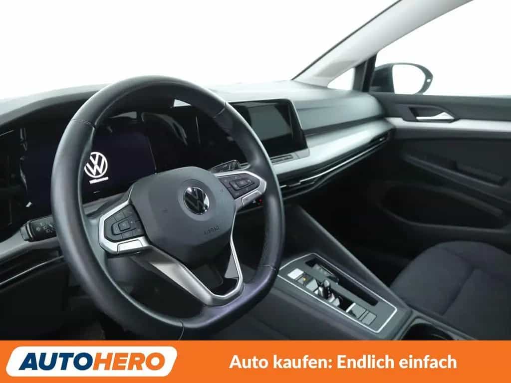 Volkswagen Golf VIII 1.5 eTSI ACT Life Aut.*NAVI*PDC*SHZ* 03/2020-photo-10