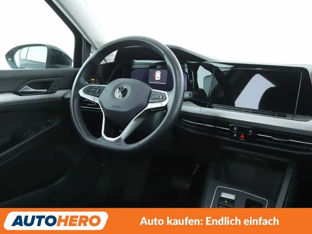 Volkswagen Golf VIII 1.5 eTSI ACT Life Aut.*NAVI*PDC*SHZ* 03/2020-photo-12