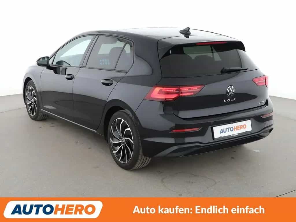 Volkswagen Golf VIII 1.5 eTSI ACT Life Aut.*NAVI*PDC*SHZ* 03/2020-photo-3