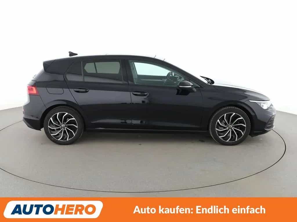 Volkswagen Golf VIII 1.5 eTSI ACT Life Aut.*NAVI*PDC*SHZ* 03/2020-photo-6