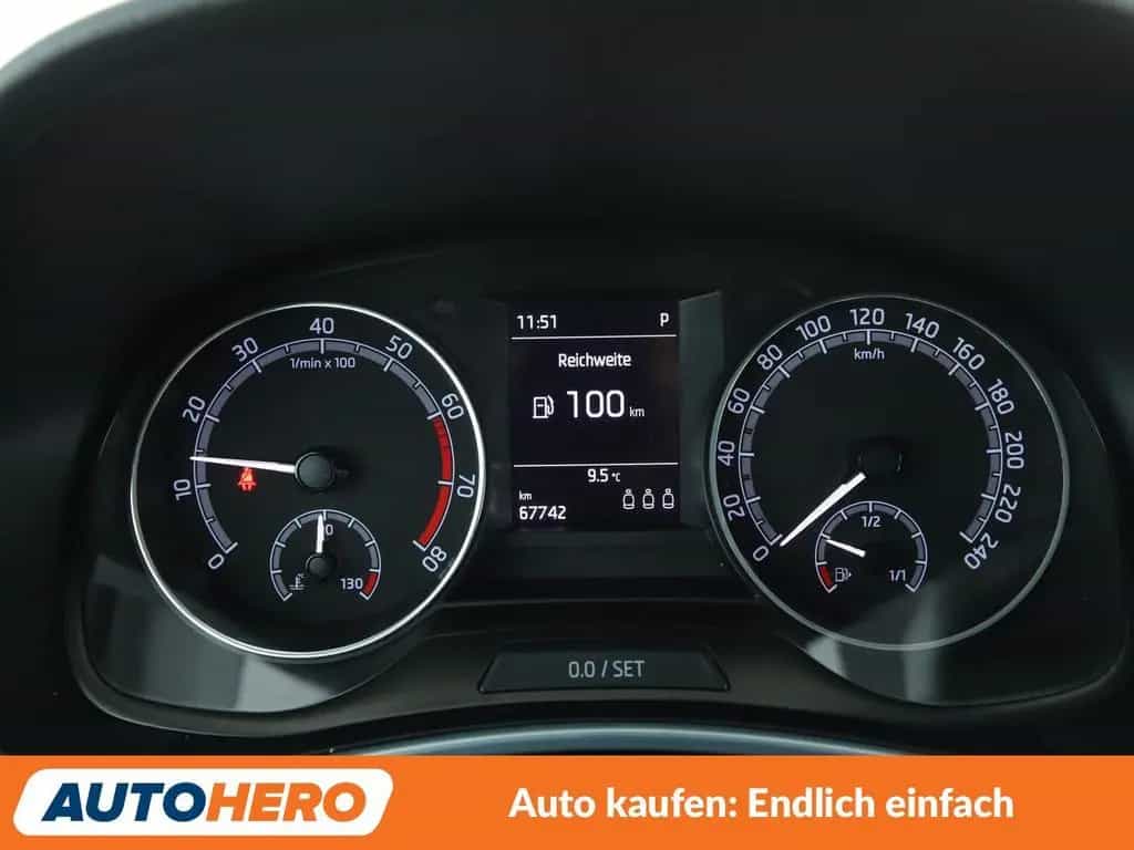 Skoda Fabia 1.0 TSI Ambition Aut.*TEMPO*PDC*SHZ* 03/2019-photo-19
