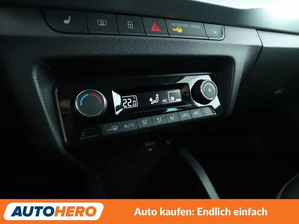 Skoda Fabia 1.0 TSI Ambition Aut.*TEMPO*PDC*SHZ* 03/2019-photo-22