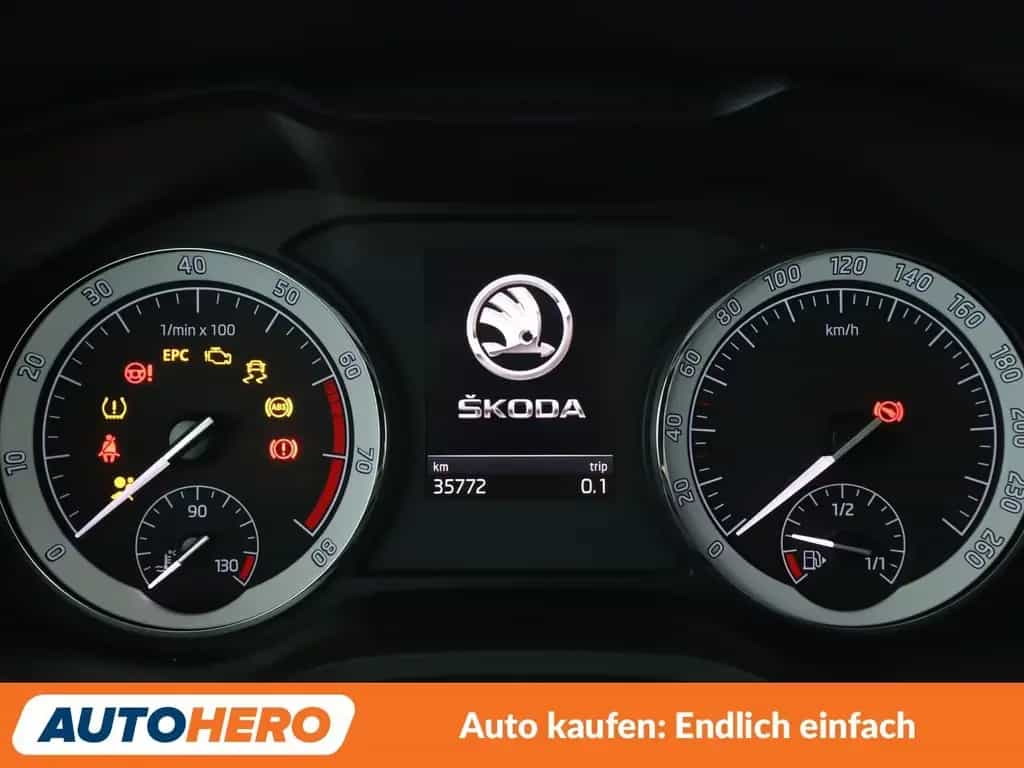 Skoda Karoq 1.5 TSI ACT Style Aut.*NAV*LED*ACC*CAM*PDC*SHZ* 08/2018-photo-19