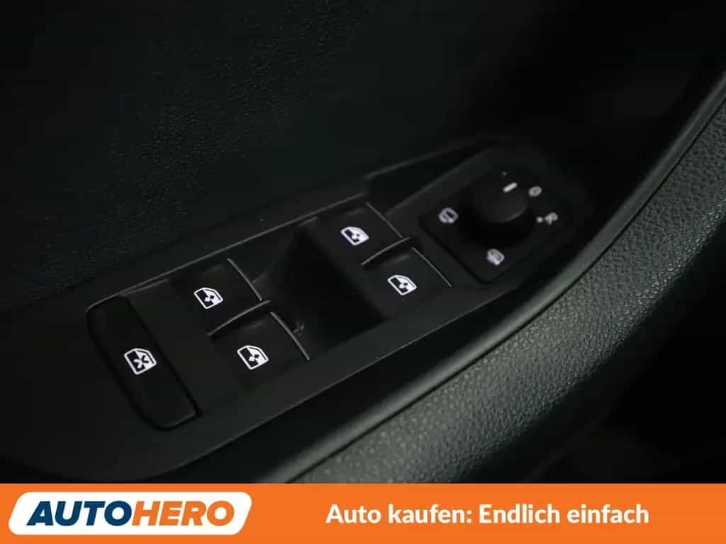 Skoda Karoq 1.5 TSI ACT Style Aut.*NAV*LED*ACC*CAM*PDC*SHZ* 08/2018-photo-25