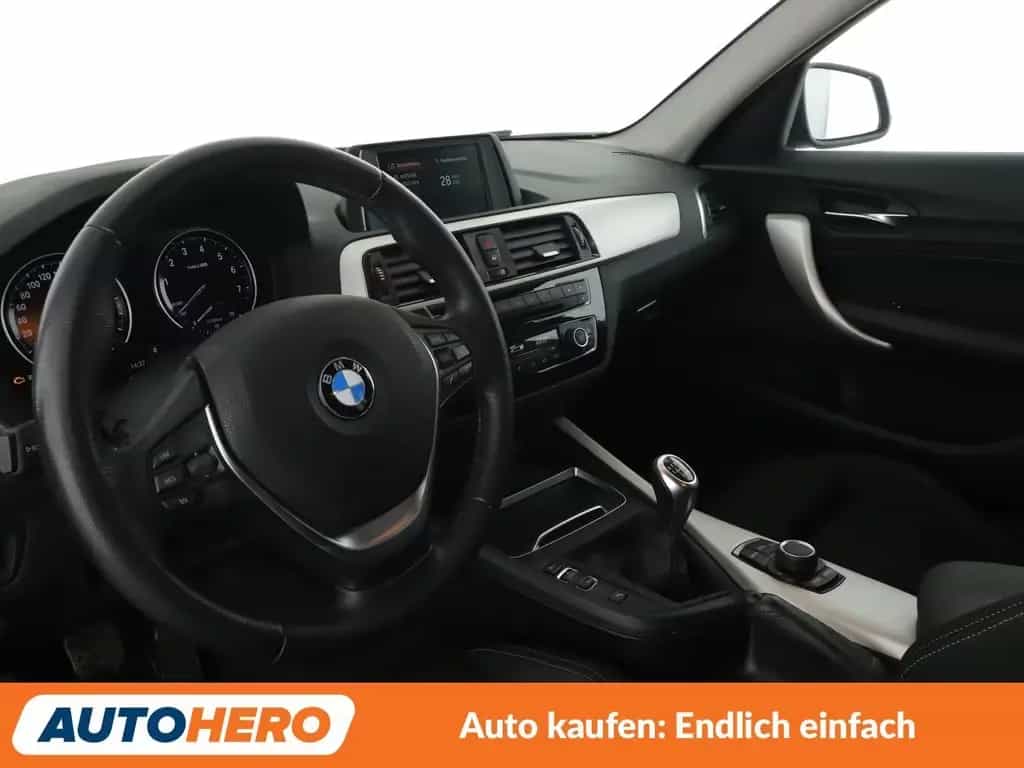 BMW 118 i Advantage *LED*TEMPO*PDC*SHZ*KLIMA* 01/2018-photo-10