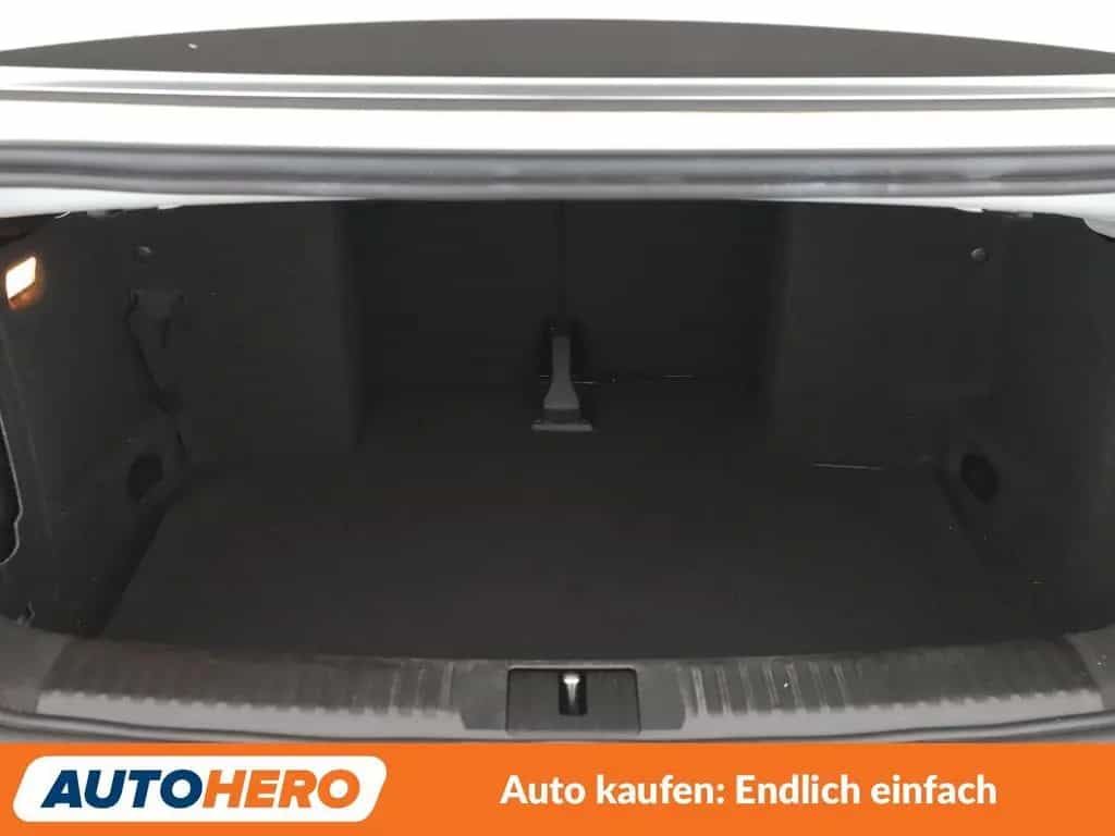 Volkswagen Golf VI 1.4 TSI Aut.*NAV*XENON*TEMPO*CAM*PDC*SHZ 03/2015-photo-17