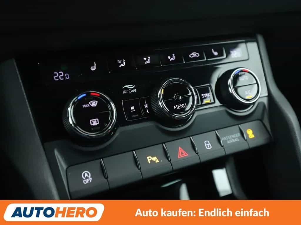 Skoda Karoq 1.5 TSI ACT SportLine Aut.*LED*ACC*CAM* 03/2019-photo-22