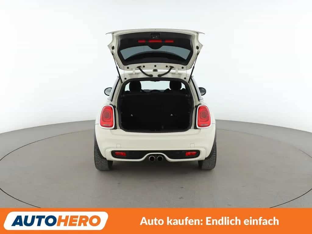 MINI Cooper S Aut.*NAVI*LED*TEMPO*PDC*SHZ* 11/2017-photo-16
