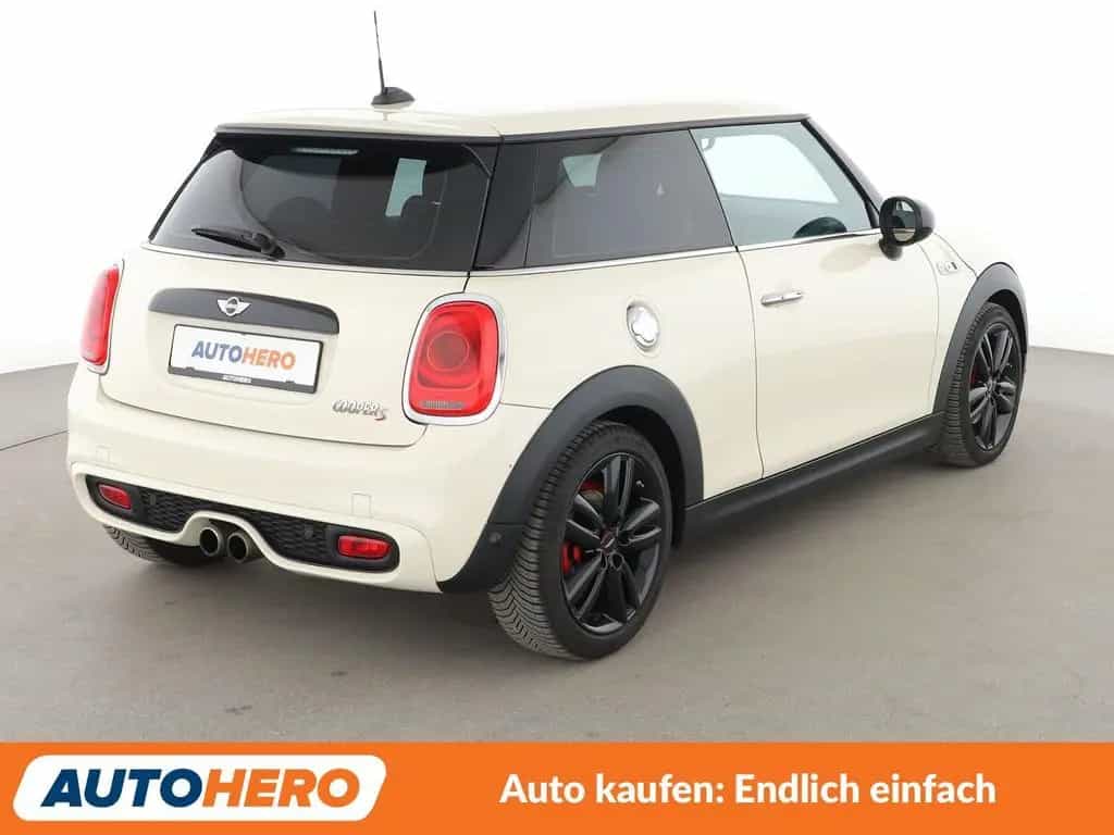 MINI Cooper S Aut.*NAVI*LED*TEMPO*PDC*SHZ* 11/2017-photo-5