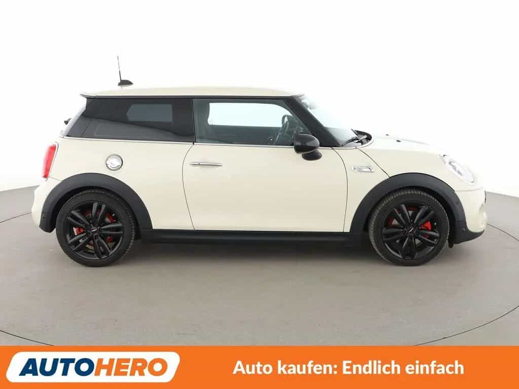 MINI Cooper S Aut.*NAVI*LED*TEMPO*PDC*SHZ* 11/2017-photo-6
