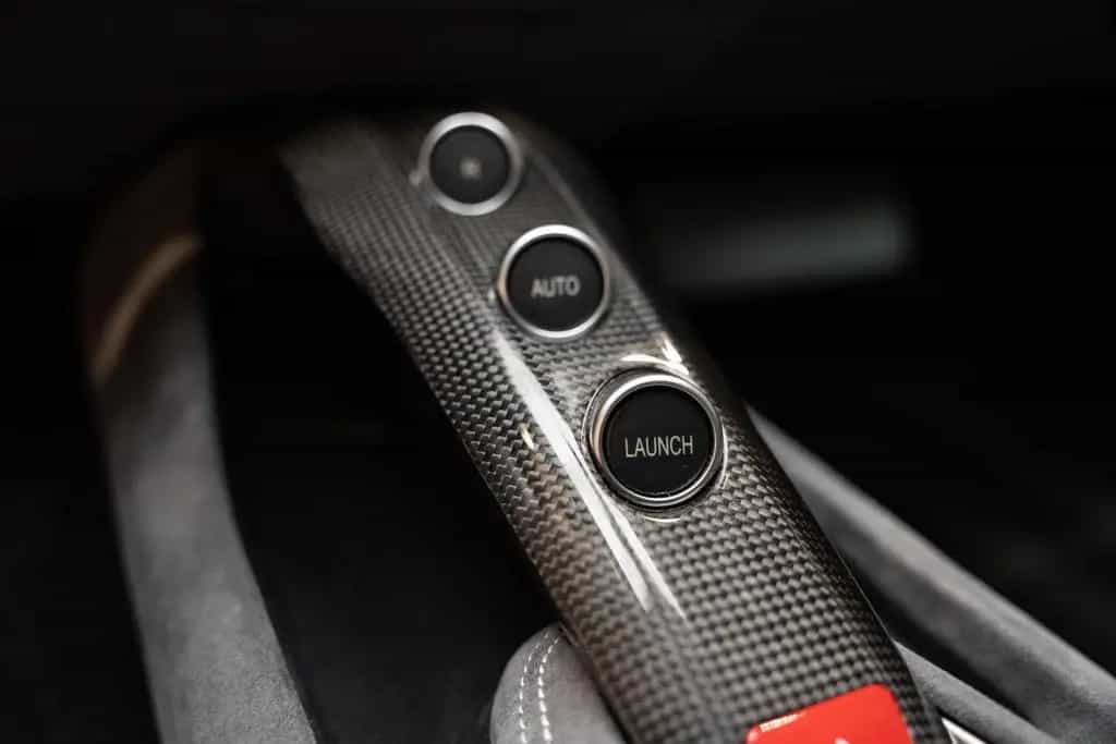 Ferrari F12 Berlinetta Carbon Lift kamera 6.3 Berlinetta 06/2014-photo-30