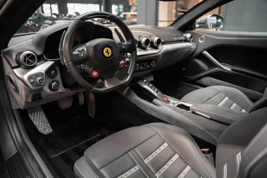 Ferrari F12 Berlinetta Carbon Lift kamera 6.3 Berlinetta 06/2014-photo-5