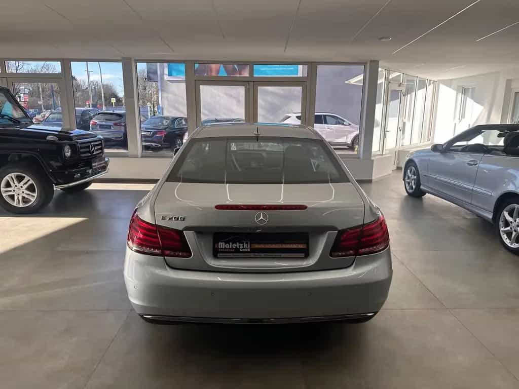 Mercedes-Benz E 200 CGI Coupe*Totwinkel*Tempomat*Spurhalte* 01/2016-photo-4
