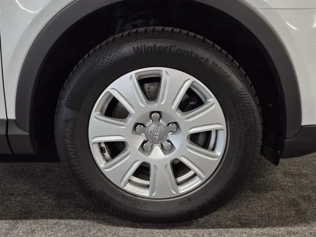 Audi Q3 2.0 TDI 150 BI-XENON NAVI 12/2015-photo-10
