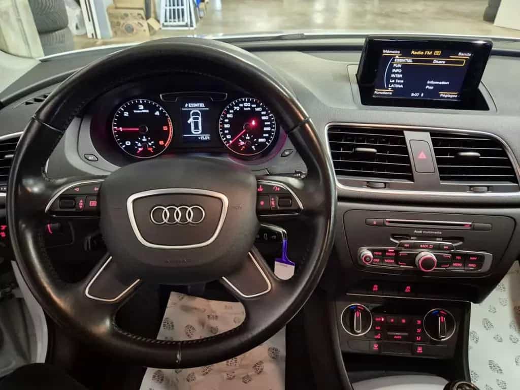 Audi Q3 2.0 TDI 150 BI-XENON NAVI 12/2015-photo-7