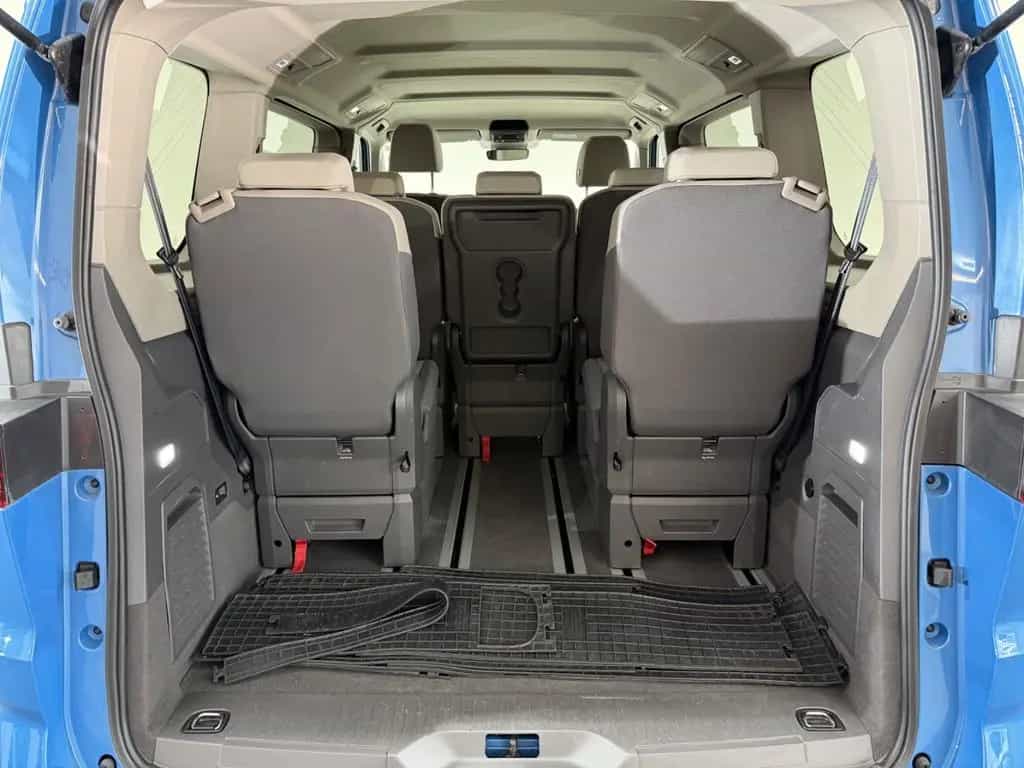 Volkswagen T7 Multivan 1.5 TSI*7.STZ*LED-AHK-R.KAM-TEMPOMAT 10/2021-photo-18