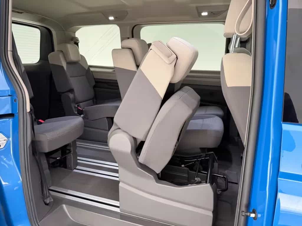 Volkswagen T7 Multivan 1.5 TSI*7.STZ*LED-AHK-R.KAM-TEMPOMAT 10/2021-photo-21