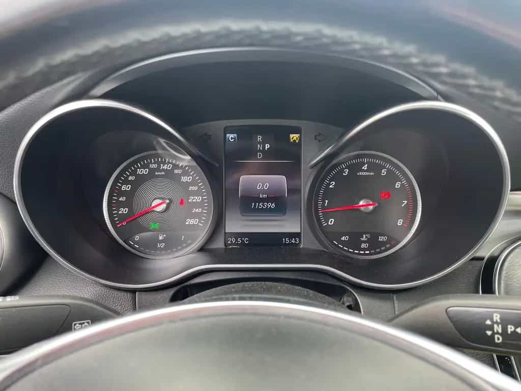 Mercedes-Benz C 200 AMG LINE 06/2017-photo-19