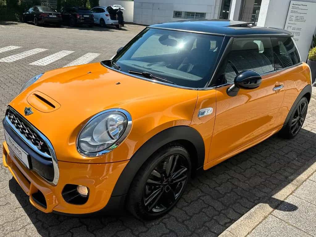 MINI Cooper S + JCW Int.+Ext.Pkt+Navi+Klimaaut.+Pano+ 06/2015-photo-5