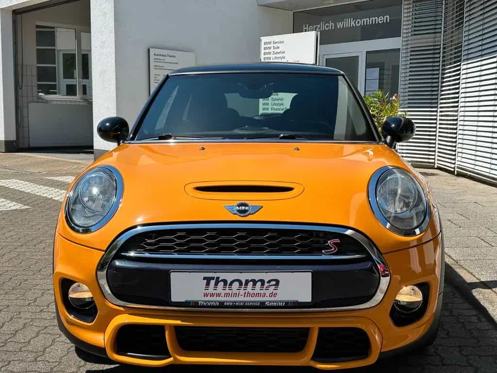 MINI Cooper S + JCW Int.+Ext.Pkt+Navi+Klimaaut.+Pano+ 06/2015-photo-6