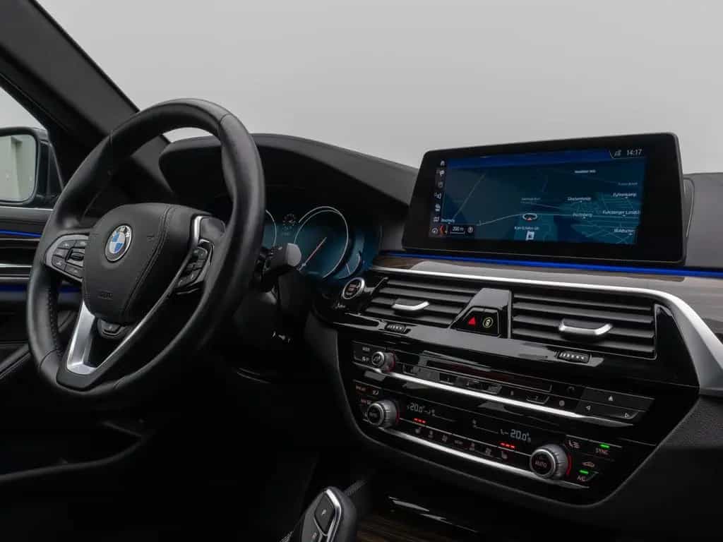 BMW 540 i Luxury Line HUD ACC LED Kamera 360° 06/2017-photo-35