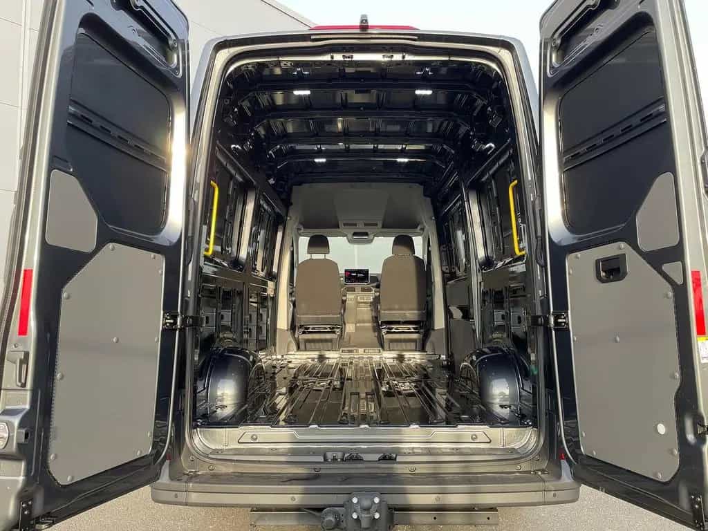 MAN TGE 3.200 L3H3 Kasten 4x4 CAMPER DREHSITZE AHK 05/2026-photo-34