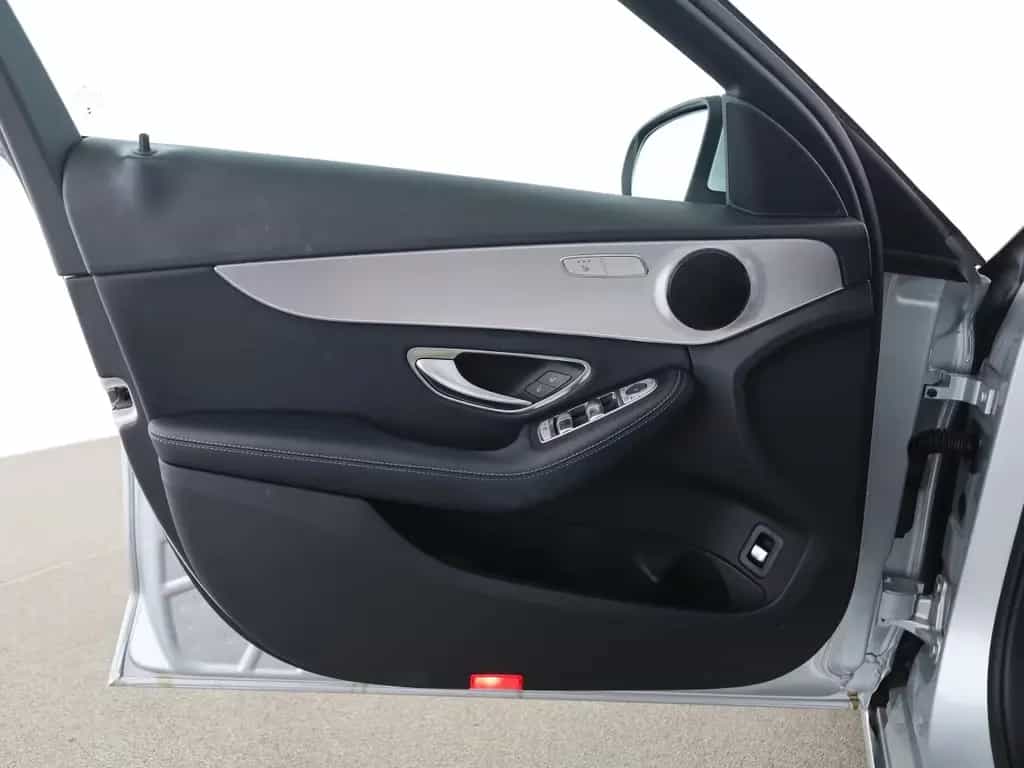 Mercedes-Benz C 180 Avantgarde LED Kamera Navi Metallic 11/2018-photo-12