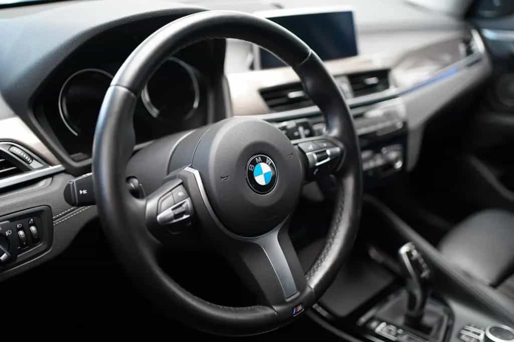 BMW X1 xDrive18d xLine +AHK+LED+Parkassist+Navigatio 04/2021-photo-1