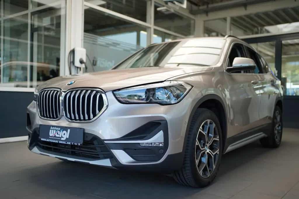 BMW X1 xDrive18d xLine +AHK+LED+Parkassist+Navigatio 04/2021-photo-2