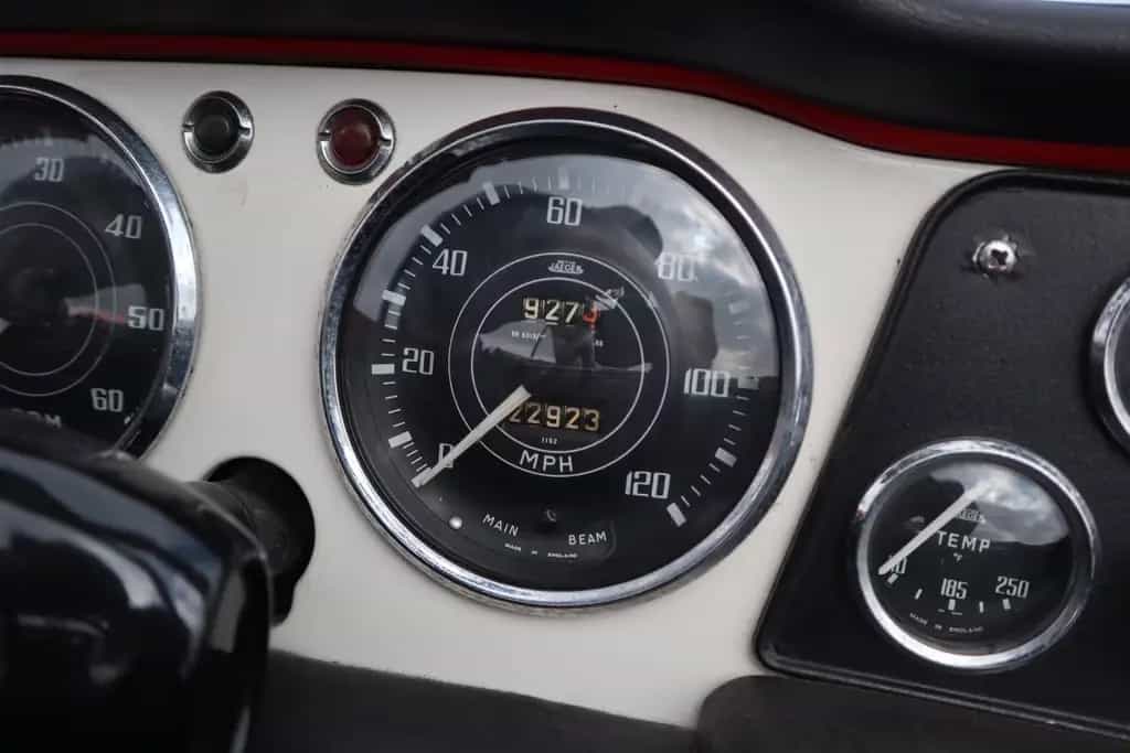 Triumph TR4 07/1962-photo-15