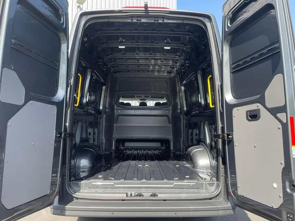 MAN TGE 3.180 L4H3 MIXTO 4x4 STANDHZ ACC LENKRADHZ 05/2026-photo-8
