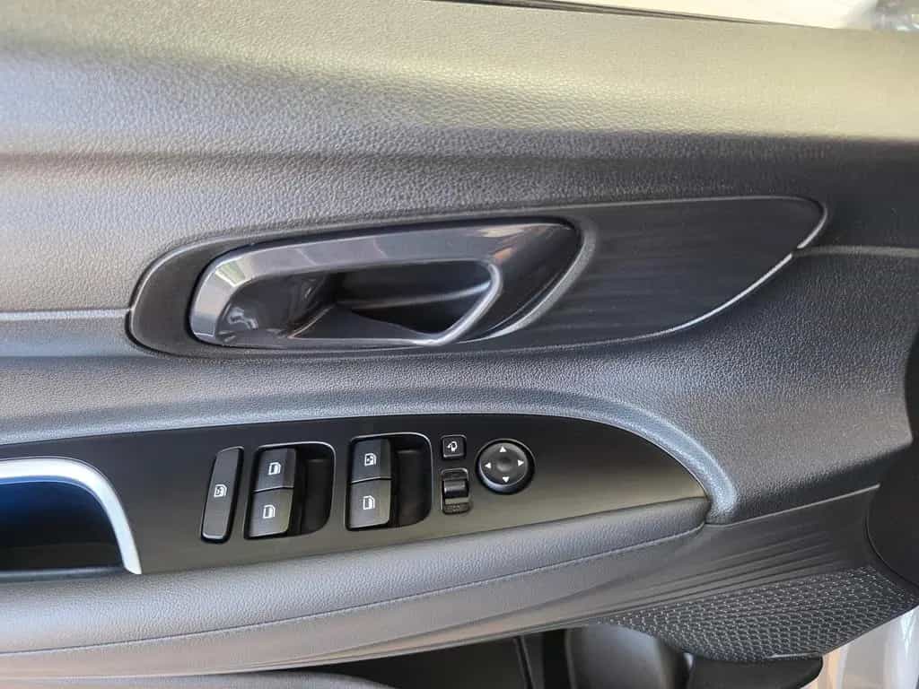 Hyundai i20 Aut. Prime 120/LED/Navi/Cam/DAB/BOSE/4x Shz 01/2022-photo-11