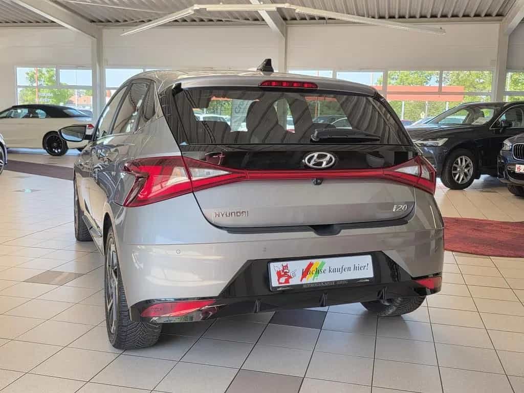 Hyundai i20 Aut. Prime 120/LED/Navi/Cam/DAB/BOSE/4x Shz 01/2022-photo-4
