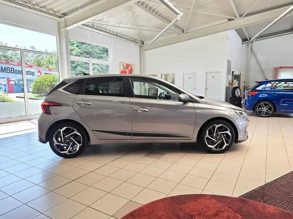 Hyundai i20 Aut. Prime 120/LED/Navi/Cam/DAB/BOSE/4x Shz 01/2022-photo-8