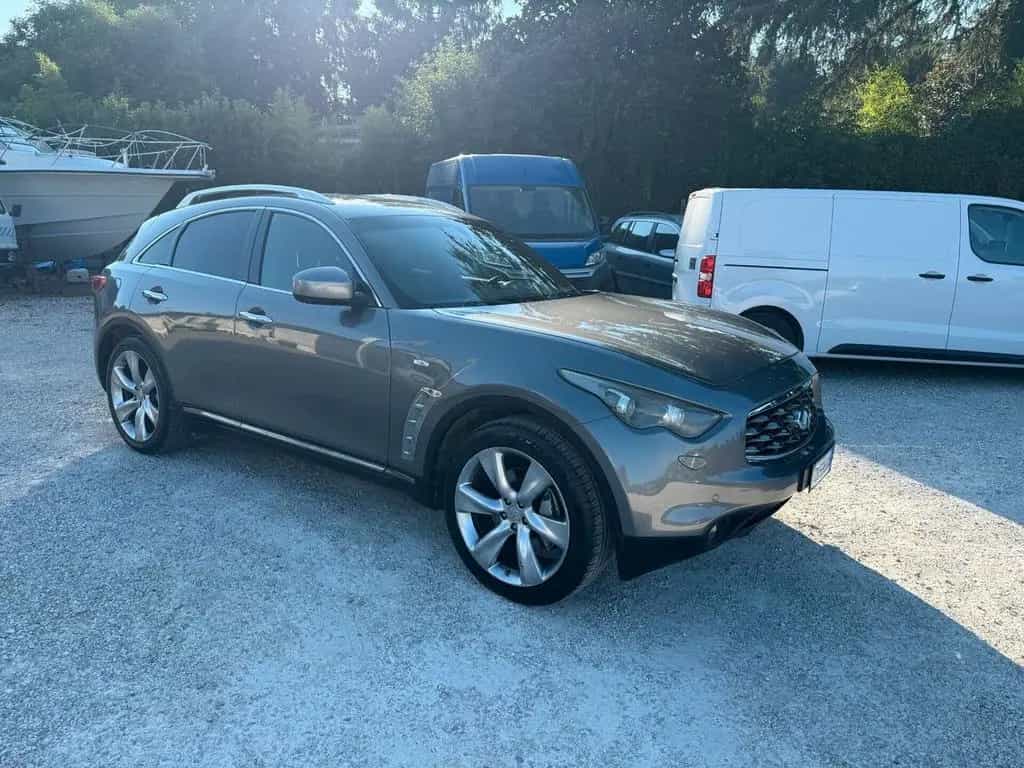 Infiniti FX FX37 S 320CV GPL 09/2009-photo-1